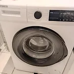 3 Floor Xxl House, 7 Rooms, 2 Kitchen, 15 Minutes To Frankfurt, Washing Machine *