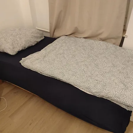 Апартаменты 3 Floor Xxl House, 7 Rooms, 2 Kitchen, 15 Minutes To Frankfurt, Washing Machine