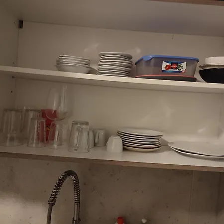 3 Floor Xxl House, 7 Rooms, 2 Kitchen, 15 Minutes To Frankfurt, Washing Machine Apartamento