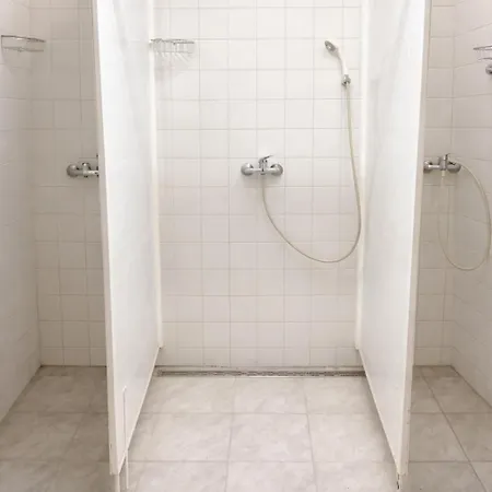 3 Floor Xxl House, 7 Rooms, 2 Kitchen, 15 Minutes To Frankfurt, Washing Machine Apartment *